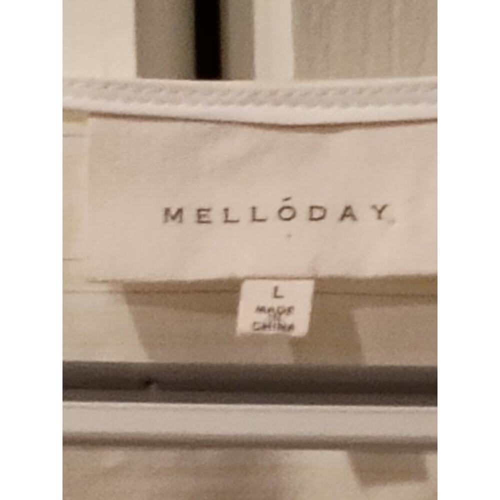 MELLODAY, SIZE LARGE PALE YELLOW AND WHITE STRIPE SUMMER DRESS. New W/O Tags - Picture 3 of 5